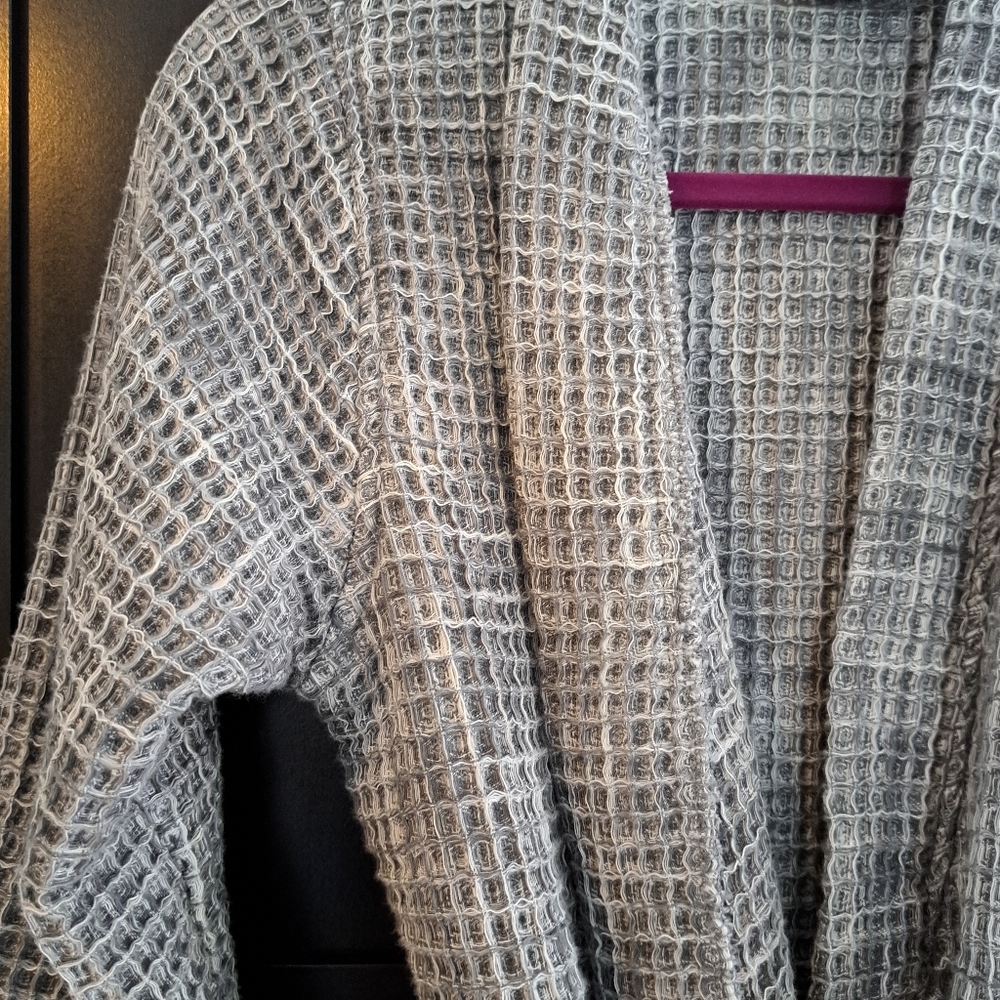 Parachute Waffle Robe - Picture 8 of 10